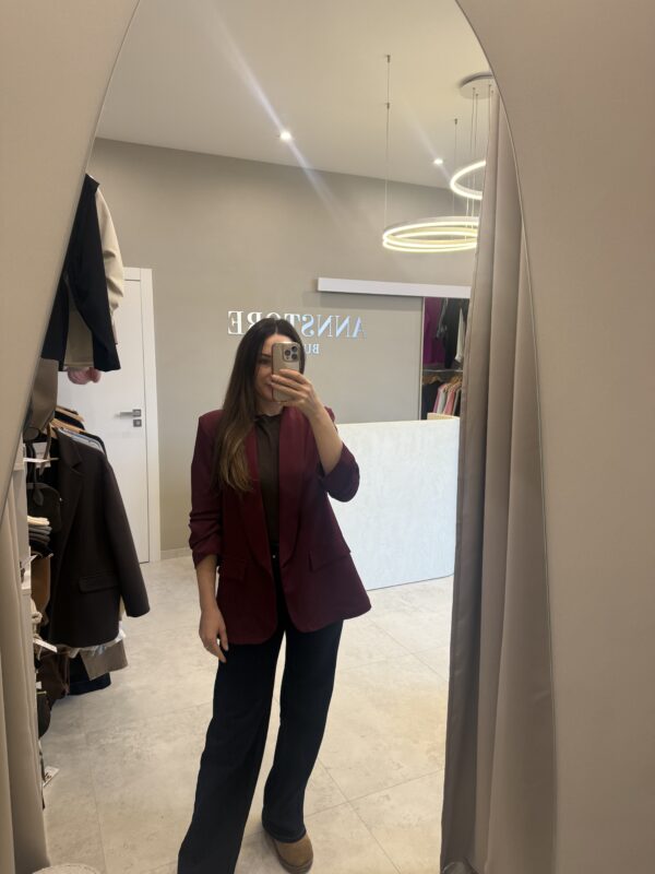 Marynarka z marszczonym rękawem bordowa