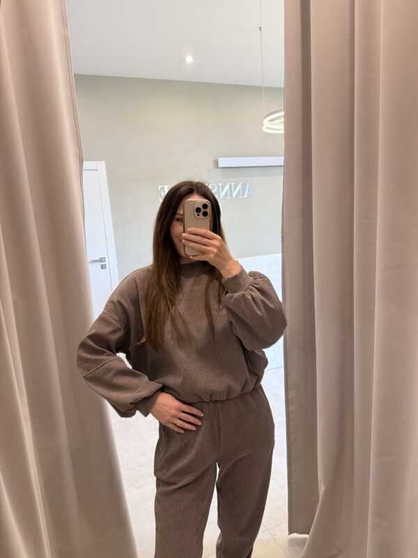 dres by mia