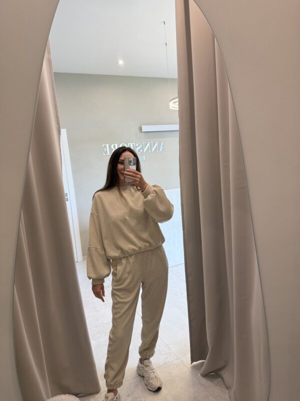 dres bymia beżowy